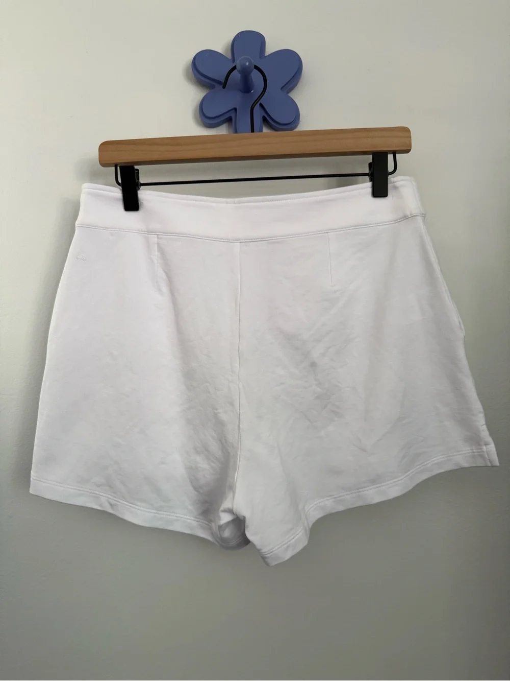 Travis Mathew Medium NEW Cloud Terry Short White Lounge Comfy Minimal